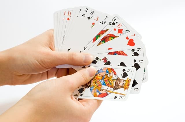 jugar solitario clásico